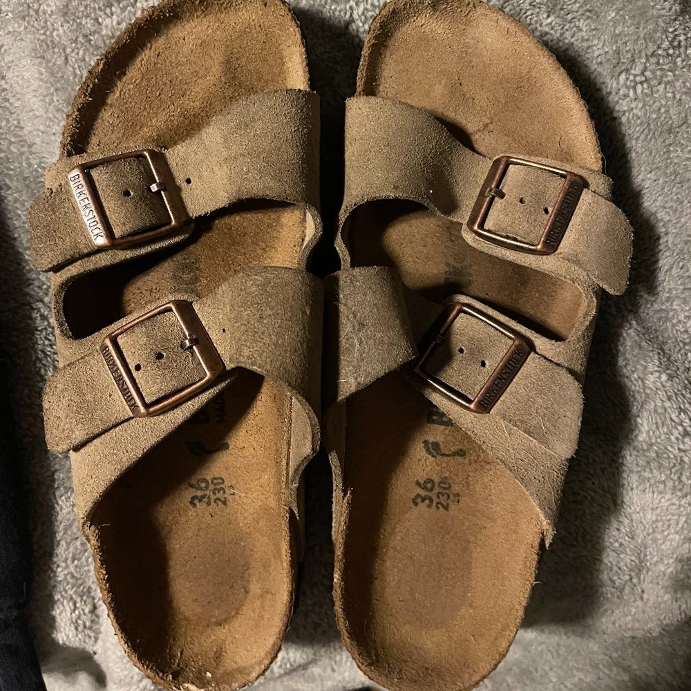 Women's Birkenstock Arizon Sandal size 36 / 5.5